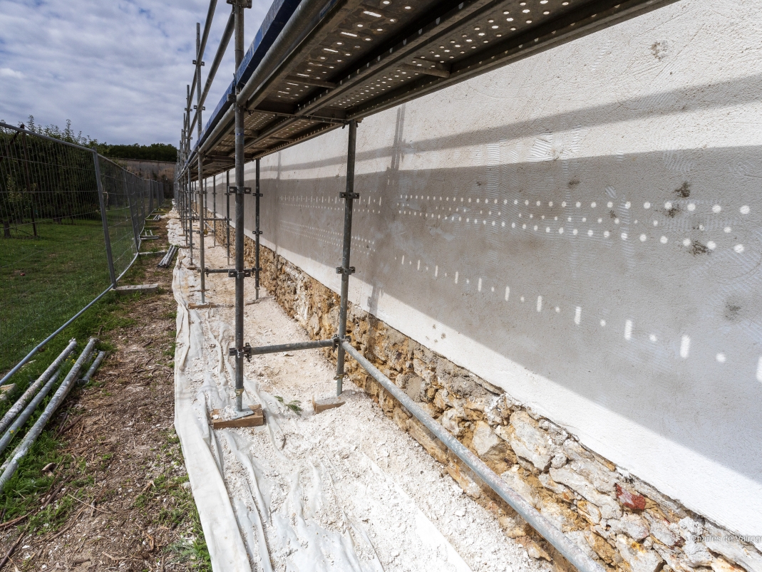 Agrandir l'image - fenêtre modale - Le M15 après la pose de premières couches d'enduit.