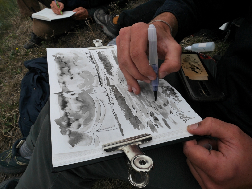 Agrandir l'image - fenêtre modale - Dessin lors d'un voyage d'étude avec les étudiants.