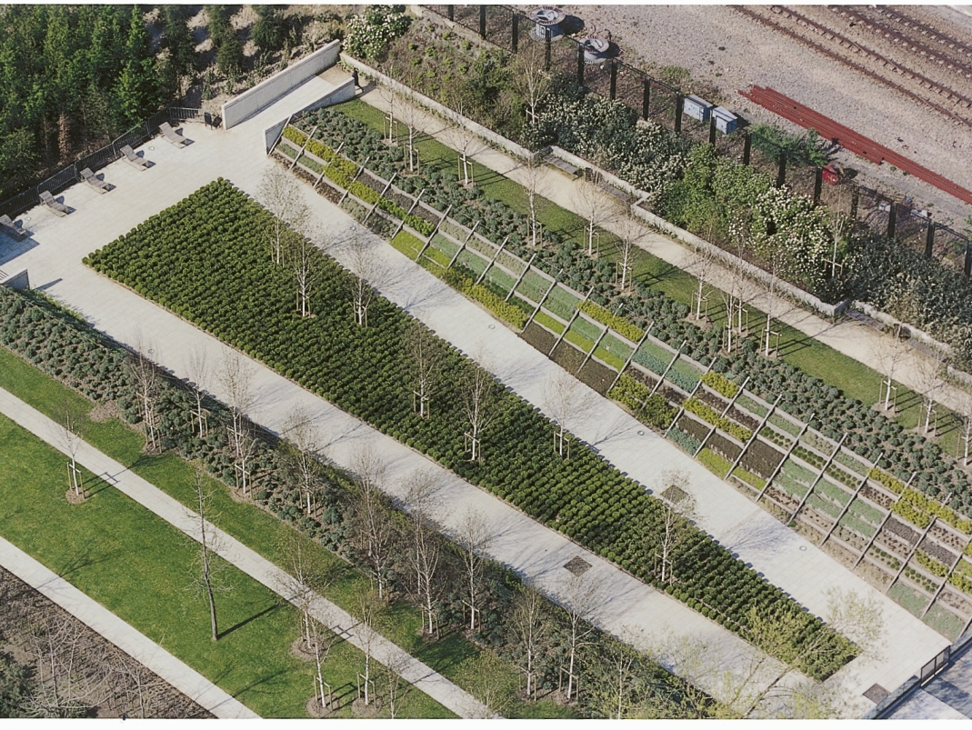 Agrandir l'image - fenêtre modale - Jardin des cascades vertes, parc André Citroën, Paris 15e.