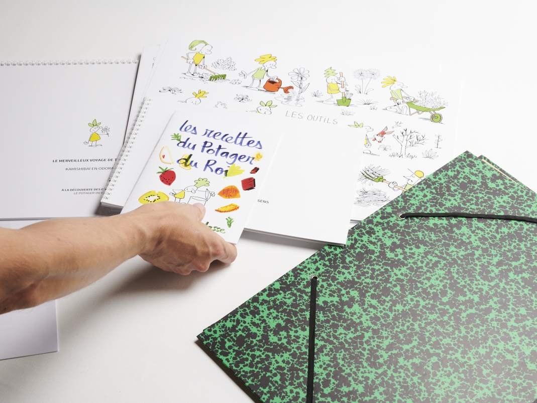 Agrandir l'image - fenêtre modale - Documents du carton à dessin de la mallette pédagogique.