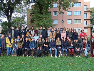 Agrandir l'image - fenêtre modale - Les étudiants sur le site de la Butte-Rouge à Châtenay-Malabry.